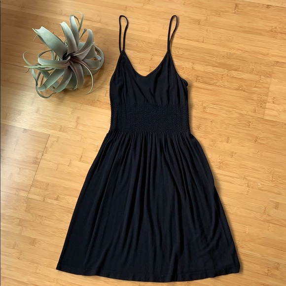 Black dress - Picture 1 of 6